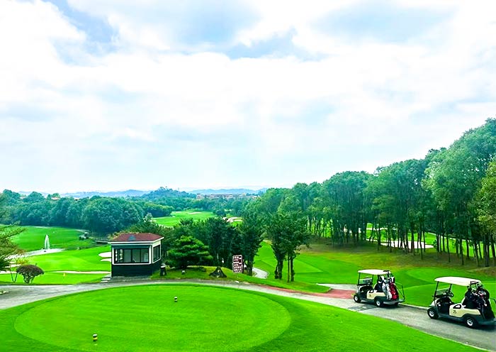 4 Days Chongqing Golf Tour: 3 Rounds in Mountain City for Mountain Courses - 4
