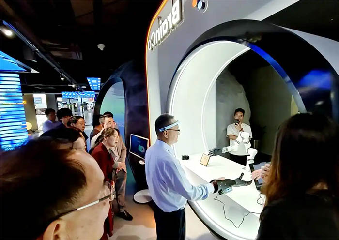 3 Days Ha gzhou High Tech Tour  with Half-day Alibaba Headqua te  Visit - 3